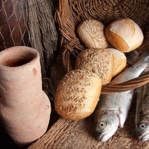 Jesus Feeds the 5,000